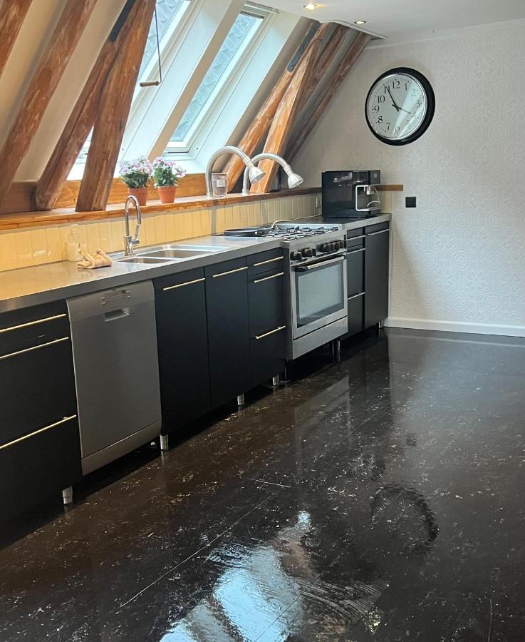 La Dolce Vita Suites Leeuwarden Eksteriør billede